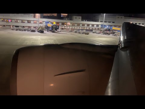 Видео: Turkish Airlines • Boeing 777-300ER • TC-JJH • Ночной взлет из Афин