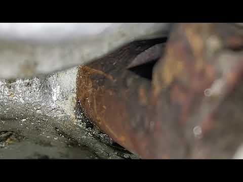 Видео: Mercedes Vaneo injector remove / снятие форсунок Mercedes Vaneo