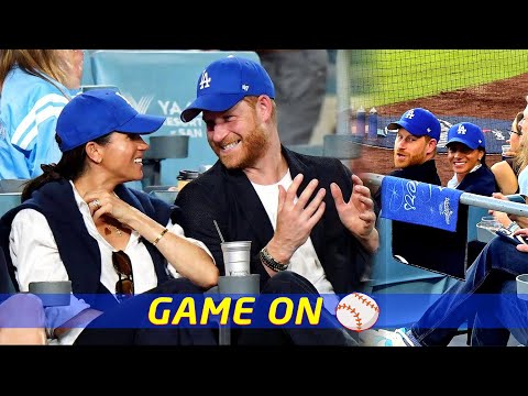 Видео: Принц Гарри и Меган Маркл прибыли на #WorldSeries💙