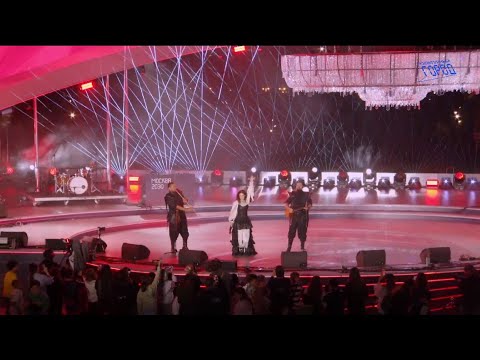 Видео: AY YOLA. Live-выступление в Парке Зарядье. 10.08.2025