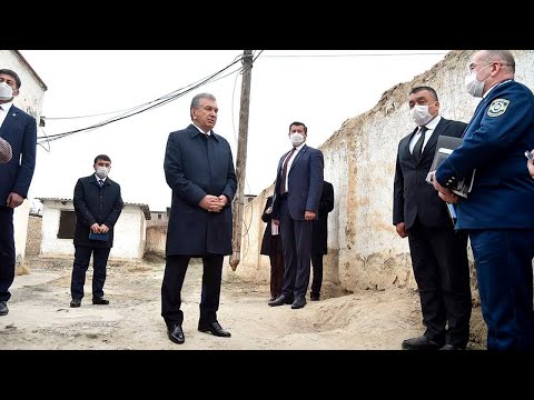 Видео: Кутилмаган ташриф: Шавкат Мирзиёев муаммоли маҳаллалардан бирига борди