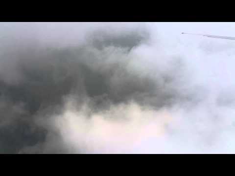 Видео: Посадка в аэропорт г. Хабаровск «Новый»