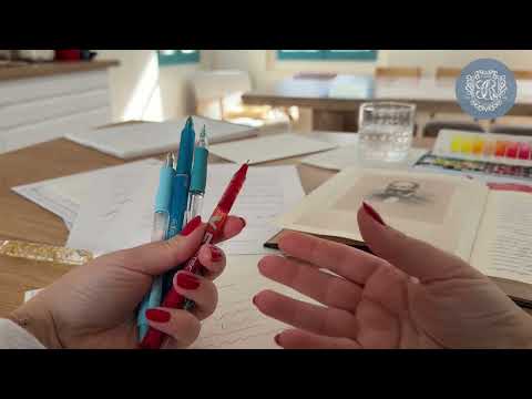 Видео: Как держать инструмент, чтобы рука не уставала: каллиграфия и повседневное письмо. Эксперименты!