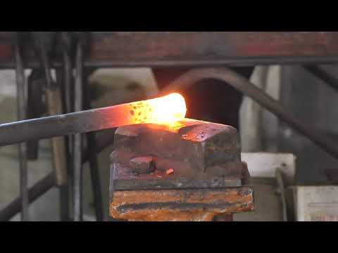 Видео: Гвоздодер из пружины