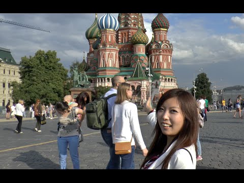 Видео: Впечатления Японки Мики От Красной Площади в Москве