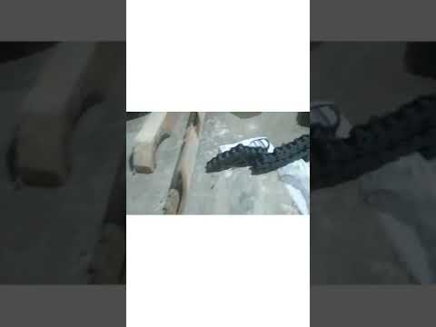 Видео: Амкодор 211, замена приводных цепей.