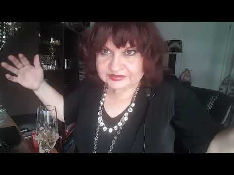 Видео: НУ ЧТО ТЫ ДО МЕНЯ ДОШКОБАЛАСь? ПРО КЛИП ПАМПУШКА-СЕРЕБЯНАЯ БАБОЧКА