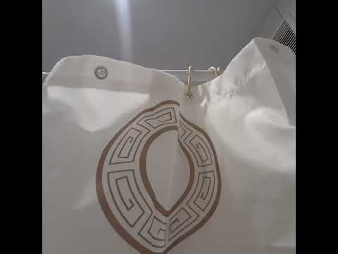 Видео: Угловой карниз для занавески душа без отверстия и дырок в стене.