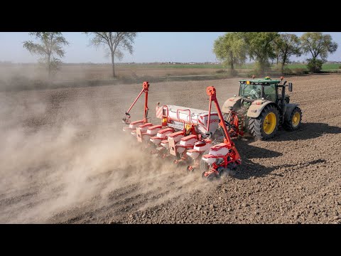 Видео: John Deere 6155R + Maschio Gaspardo Chrono 708 | Посев кукурузы 🌽