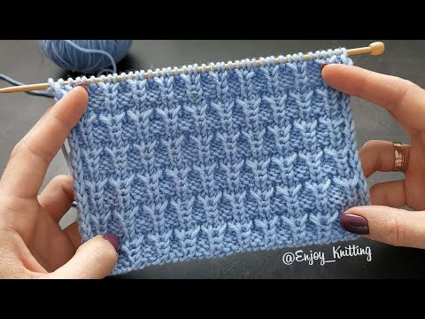 Видео: КРАСИВЫЙ Объёмный узор спицами для шапки  | Hat Stitch Knitting pattern Tutorial