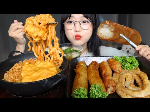 Видео: Острая лапша и кишки на гриле | Mukbang ASMR