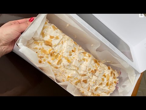 Видео: Меренговый рулет со смородиной