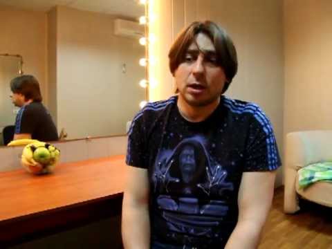 Видео: Роман Емельянов о "Факторе А" интервью Вокруг ТВ