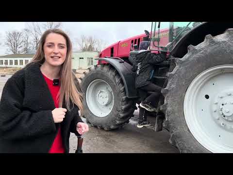 Видео: Трактор едет сам! Пилотная инициатива "Дорога в будущее"