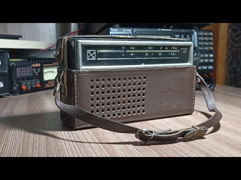 Видео: SELGA 402 .Made in USSR. Радиоприемник из СССР.