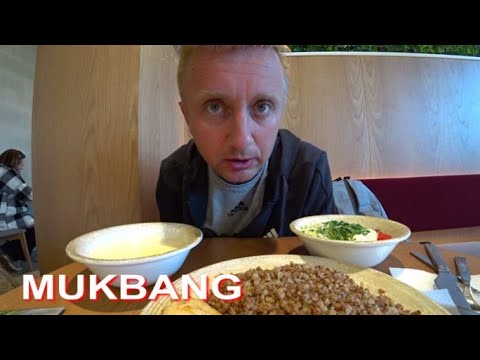 Видео: Мукбанг. Готовлюсь к покупке КОМНАТЫ. Первые трудности.