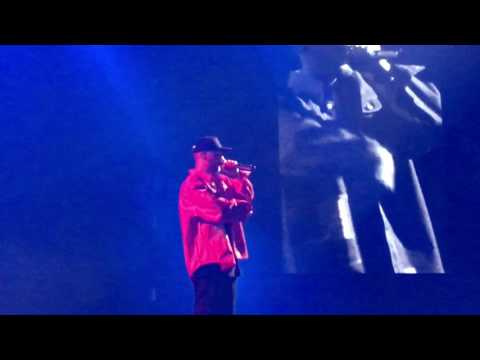 Видео: Егор КРИД- Где ты, где я ( Crocus City Hall сольный концерт 07.03.2017)
