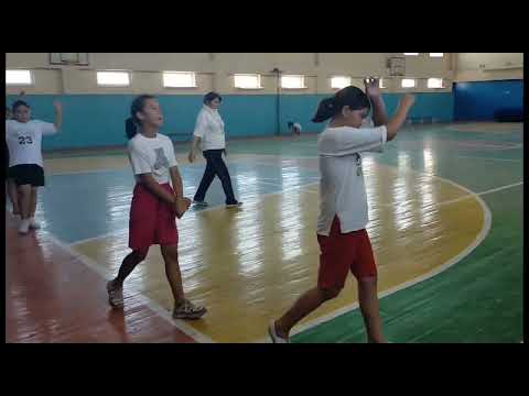 Видео: "Баскетбол. Допты алып жүру" 5 А сынып ашық сабағы. Дене шынықтыру пән мұғалімі Байбакова Р.