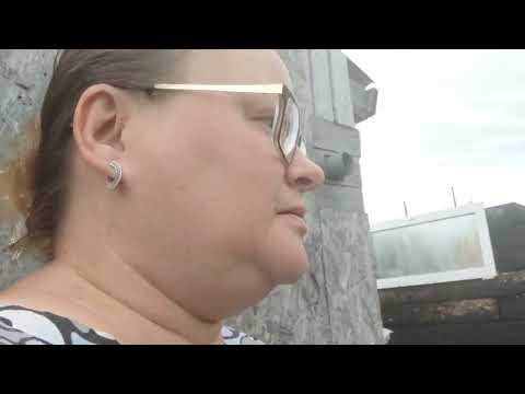 Видео: В деревне все тихо.я их пересадила урожай собираю🥒🍅.