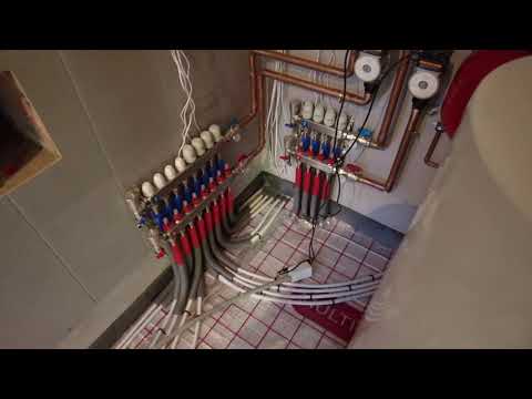 Видео: Сдали заказчику отопление, водоснабжение. Простое решение с теплым полом.