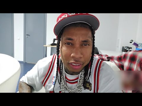 Видео: Бустер встретился с рэпером Tyga на его концерте