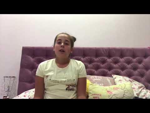 Видео: Как си приготвям раницата за училище 🎒👛