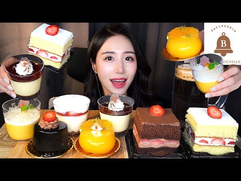 Видео: Клубнично-шоколадный кремовый торт Десерт МукбангㅣChocolate Cake Dessert ASMR Mukbang