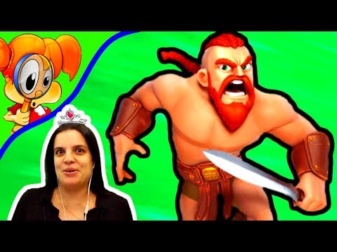 Видео: БолтушкА ВеселушкА и сильные Герои защищают Замок в Castle Crush! ИГРЫ и Прохождения