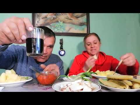 Видео: МУКБАНГ / Так неинтересно всё сразу знать, надо постепенно раскрываться. Приятного аппетита.