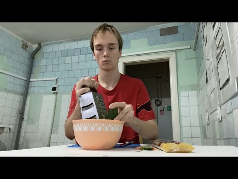 Видео: Выживаю в треш общаге день 82