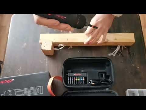 Видео: Аккумуляторная повёрнута Dnipro-m  CSD-40X