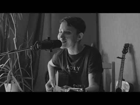 Видео: Иво - На Осеннем бульваре