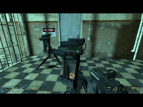 Видео: Алёше дали поиграть Half Life 2 в 2025