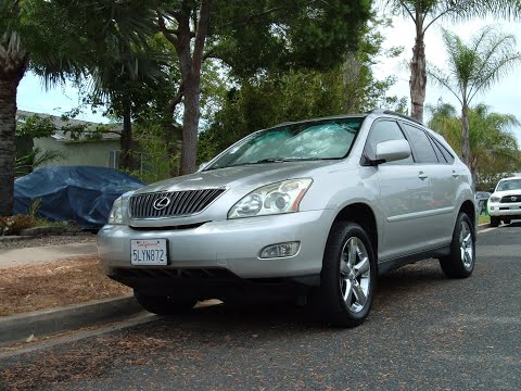 Видео: Как заменить передние тормозные колодки и диски на Lexus RX330