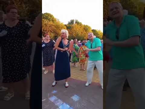 Видео: Песня, Игоря Березовского "Веселый дедь!#длянастроения ##отдуши #длявас #класснаяпесня #добрыйвечер 