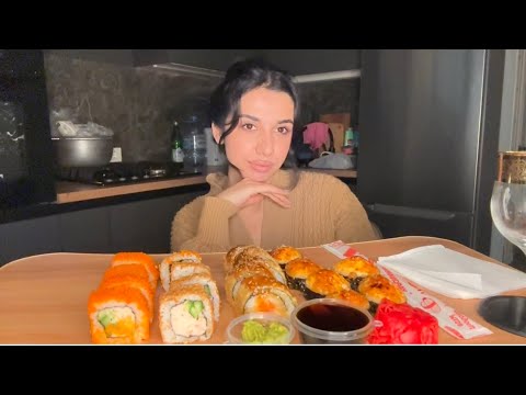 Видео: Мукбанг| Суши  🍱Сколько зарабатывать в месяц чтоб купить квартиру| Врачи нашего времени| 🩺Жесть|