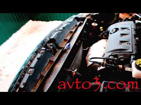 Видео: Замена антифриза Пежо 408