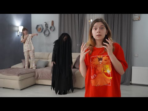 Видео: ЧТО ПРОИЗОШЛО НА 2 ЭТАЖЕ?! СТРАШИЛКА