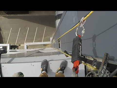 Видео: Промышленный альпинизм. Монтаж вентилируемого фасада #промальп#альпинист#промышленныйальпинизм