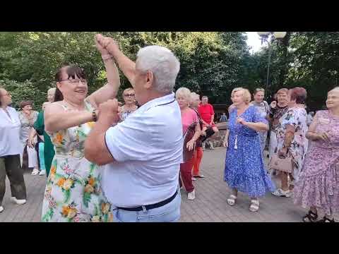 Видео: Цыганочка Аза..............21.07.24 Гомель парк Луначарского 🥰