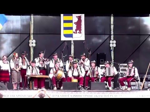 Видео: Ансамбль народних інструментів (с.Кваси, Рахівський р-н)