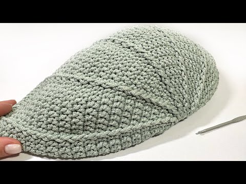 Видео: 😍Теперь все просят ее связать. Оригинальная и очень удобная сумочка для модниц.