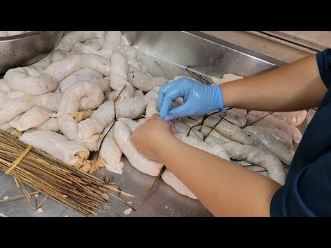 Видео: Ручной работы Липкая рисовая колбаса- Тайваньская уличная еда
