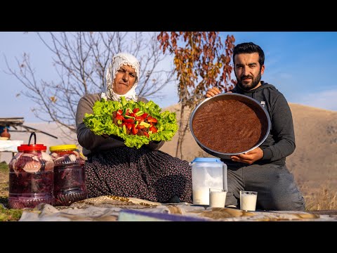 Видео: Секрет турецкой кухни — приготовление постного чигкёфте — Mountain Life