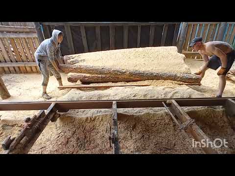 Видео: ПДПУ-600 в деле, Распиловка брёвен на доски.