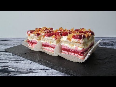 Видео: Торт слоеный малиновый/Raspberry cake.