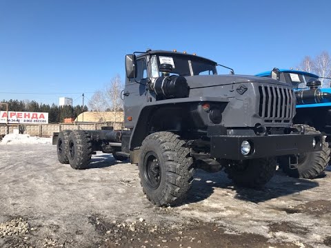 Видео: Урал-4320, переоборудованный под грузопассажирский грузовик.