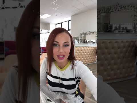 Видео: Крепление фаты для разных причёсок