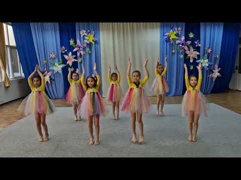 Видео: Танцов ансамбъл "Светулинчета" - ДГ 7 "Светулка", Стара Загора