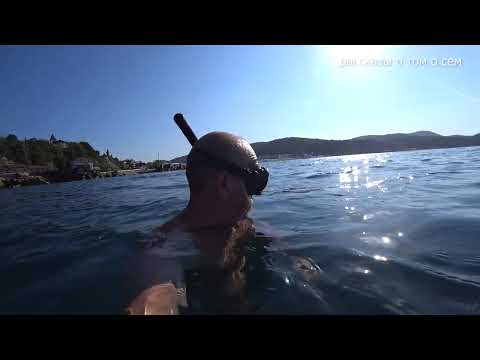 Видео: Новомихайловский. Гуляем и купаемся. Море. Под водой. Вечерние аттракционы и вечерняя жизнь.